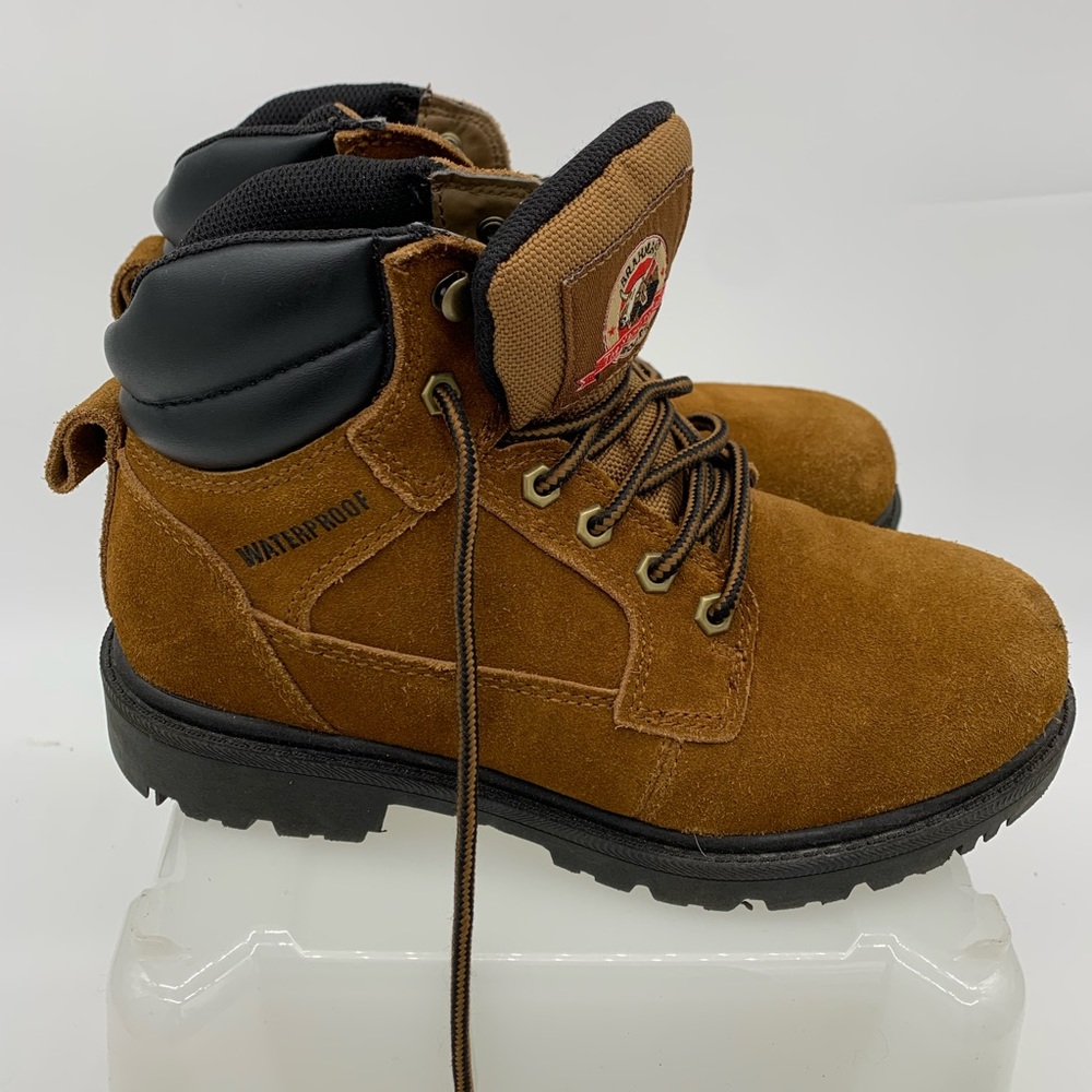 Brahma Men’s leather, waterproof combat boot style, size 6.5, color chestnut